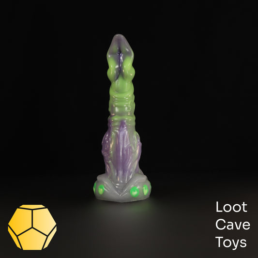 [2024-05] Syrrhin, the Depthbinder, Medium 00-50 (Medium), Wishful Thinking Prompt, 231, GITD, Handpainted, UV